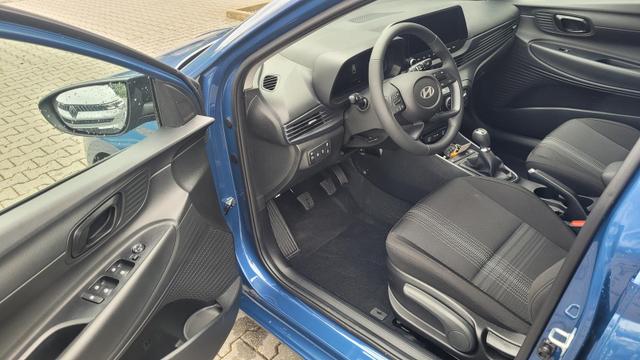 Hyundai i20 Wave Wave*Navi*PDC*Cam*Shzg*Lhzg*16Zoll*VCockpit 