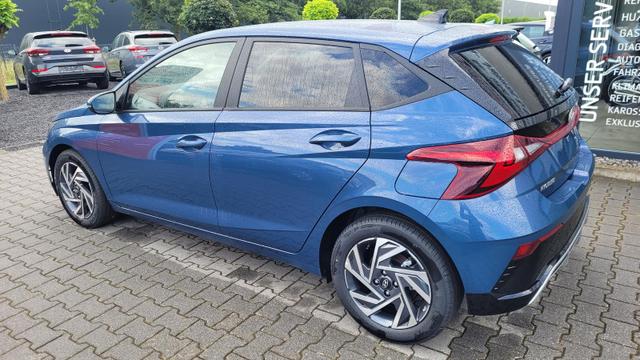 Hyundai i20 Family Family*Navi*Shzg*Lhzg*PDC*Cam*16Zoll*ACA* 
