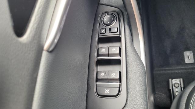 Kia XCeed TOP TOP*LED*Navi*Shzg*PDCv+h*Cam*18Zoll* 