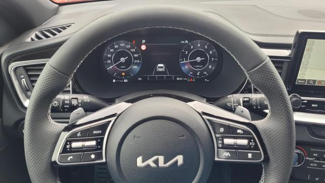 Kia Ceed Sportswagon GT Line SW Line*LED*Navi*Shzg*PDC*Cam*18Zoll*ACC 