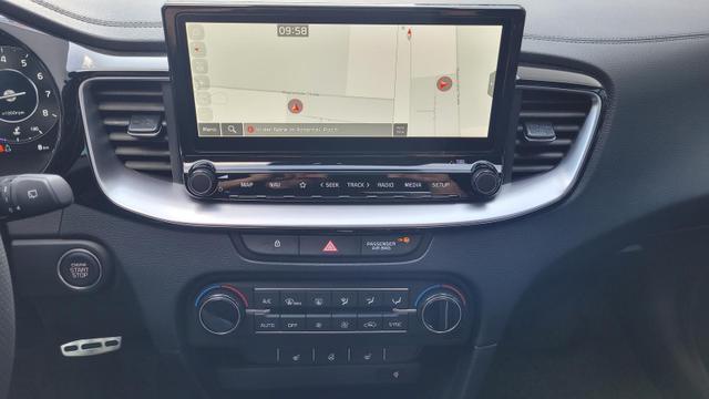 Kia Ceed Sportswagon GT Line SW Line*LED*Navi*Shzg*PDC*Cam*18Zoll*ACC 