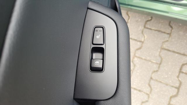 Kia Ceed Sportswagon GT Line SW Line*LED*Navi*Shzg*PDC*Cam*18Zoll*ACC 