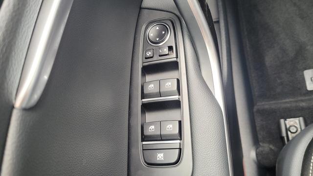 Kia Ceed Sportswagon GT Line SW Line*LED*Navi*Shzg*PDC*Cam*18Zoll*ACC 