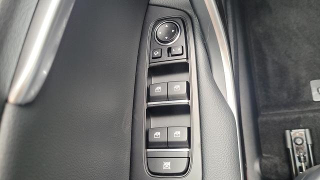 Kia Ceed Sportswagon GT Line SW Line*LED*Navi*Shzg*PDC*Cam*18Zoll*ACC 