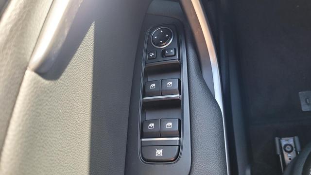 Kia Ceed Sportswagon GT Line SW Line*LED*Navi*Shzg*PDC*Cam*17Zoll*ACC 