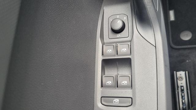 Seat Arona Style Style*5JGar*LED*Shzg*PDC*16Zoll*ACA* 