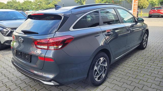 Hyundai i30 Kombi Style AT*LED*Navi*Shzg*Lhzg*PDC*Kamera 