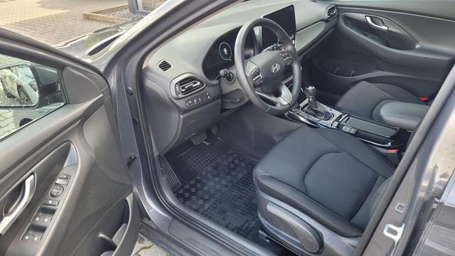 Hyundai i30 Kombi Style AT*LED*Navi*Shzg*Lhzg*PDC*Kamera 