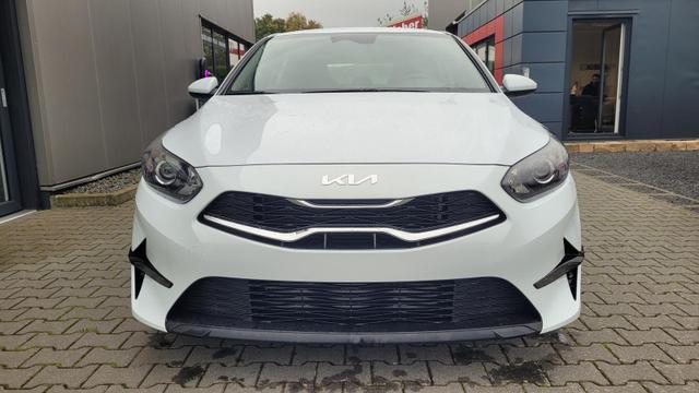 Kia Ceed - SPIN Spin*Navi*Shzg*Lhzg*PDC*Cam*16Zoll*Klima*