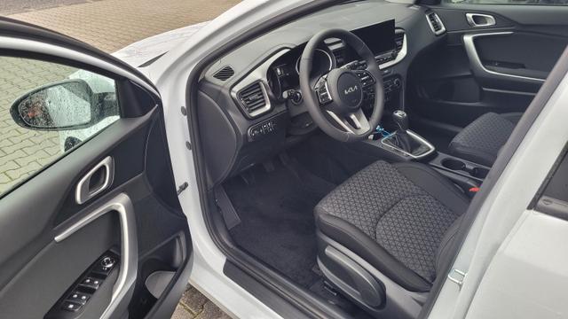 Kia Ceed SPIN Spin*Navi*Shzg*Lhzg*PDC*Cam*16Zoll*Klima* 