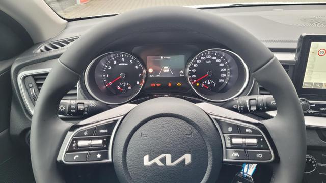 Kia Ceed SPIN Spin*Navi*Shzg*Lhzg*PDC*Cam*16Zoll*Klima* 