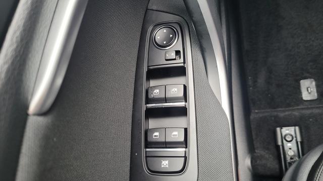 Kia Ceed SPIN Spin*Navi*Shzg*Lhzg*PDC*Cam*16Zoll*Klima* 