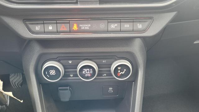 Dacia Sandero Expression Stepway*LED*Shzg*PDCv+h*Cam*ACA*ToterW* 