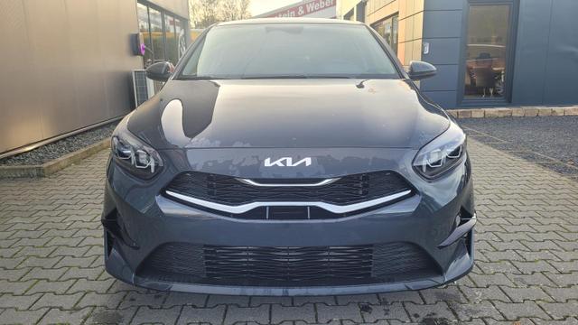 Kia Ceed Top AT*LED*Navi*Shzg*Lhzg*PDC*Cam*16Zoll* 