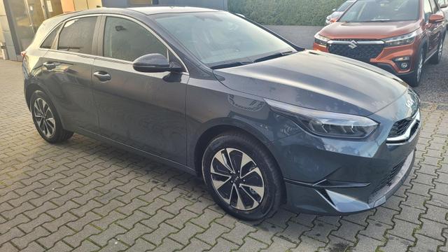 Kia Ceed Top AT*LED*Navi*Shzg*Lhzg*PDC*Cam*16Zoll* 