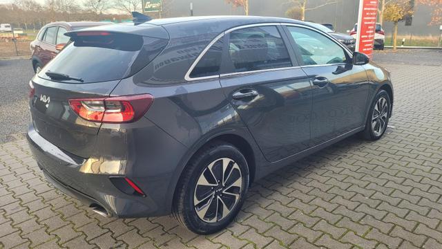 Kia Ceed Top AT*LED*Navi*Shzg*Lhzg*PDC*Cam*16Zoll* 