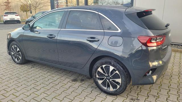 Kia Ceed Top AT*LED*Navi*Shzg*Lhzg*PDC*Cam*16Zoll* 