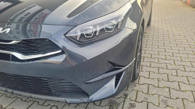 Kia Ceed Top AT*LED*Navi*Shzg*Lhzg*PDC*Cam*16Zoll* 