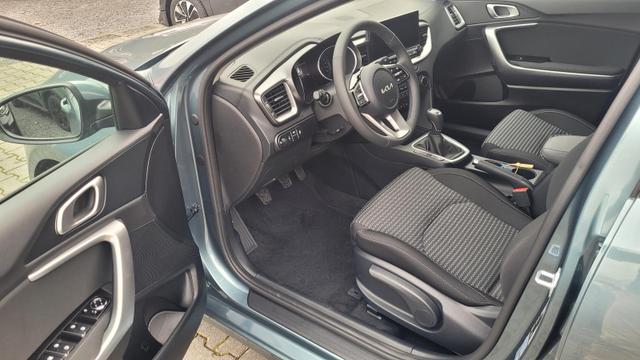 Kia Ceed Sportswagon TOP SW Top*LED*Navi*Shzg*Lhzg*PDC*Cam*17Zoll 