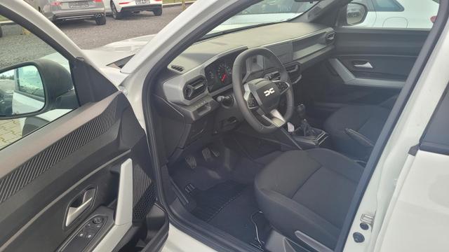 Dacia Duster ECO-G 100 Expression III 100+Radio+Klima+PDC 