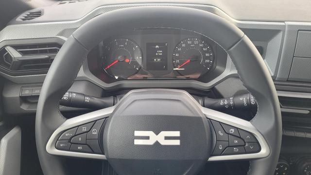 Dacia Duster ECO-G 100 Expression III 100+Radio+Klima+PDC 