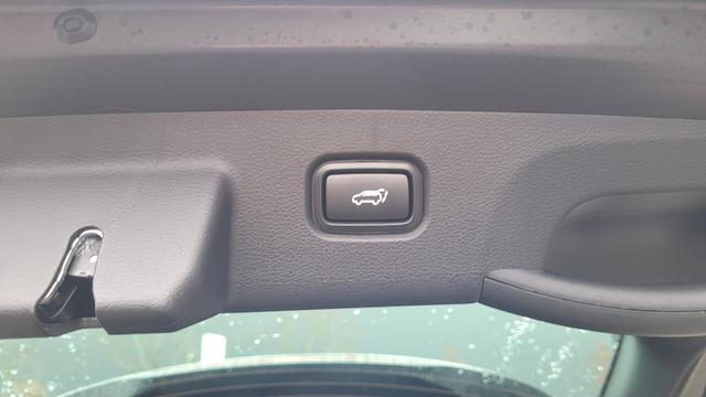 Kia Sportage TOP 180 DSG 4WD NAVI+KAMERA+LED*SHZ*EL.HECK 