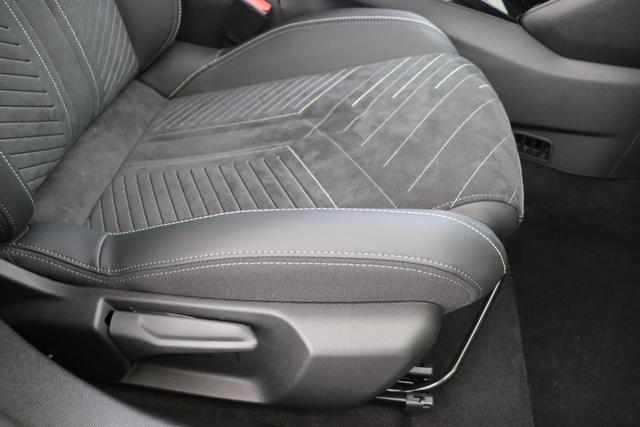 Peugeot 208 e-GT e-GT*VollLED*Navi*Shzg*PDC*Cam360*ACA*17Zoll 