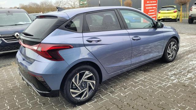 Hyundai i20 Family Family*Navi*Shzg*Lhzg*PDC*Cam*16Zoll*ACA* 