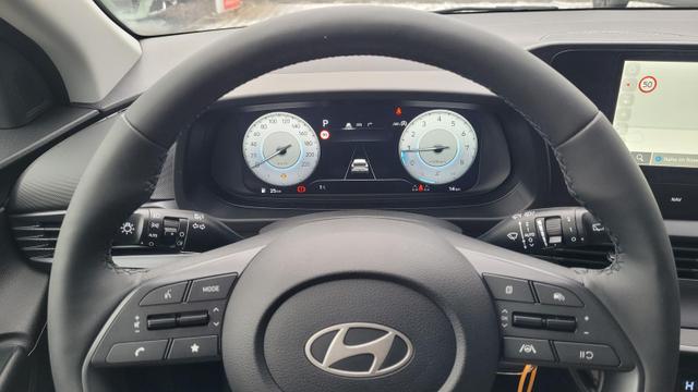 Hyundai i20 Family Family*Navi*Shzg*Lhzg*PDC*Cam*16Zoll*ACA* 