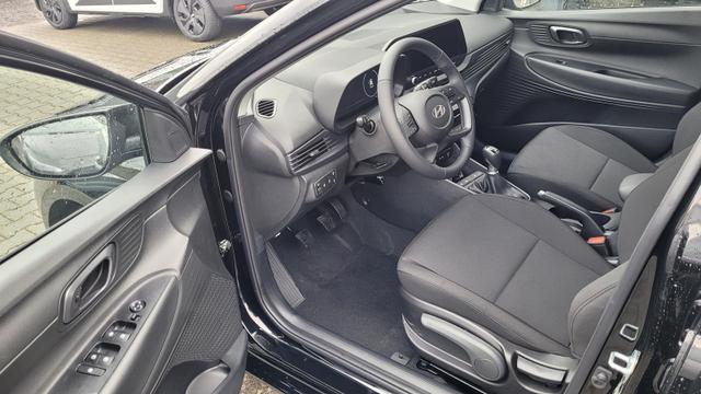 Hyundai i20 GO Go*Navi*Shzg*Lhzg*PDC*Cam*16"*Klima*VCockpit 