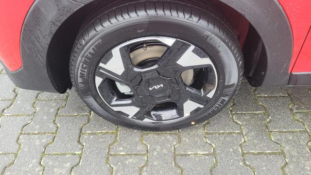 Kia Stonic Spin MJ26 100PS SHZ+PDC h&v+Cam+Navi+Klima 