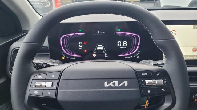 Kia Stonic Spin MJ26 100PS SHZ+PDC h&v+Cam+Navi+Klima 