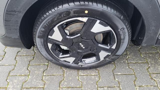 Kia Stonic Spin MJ26 100PS SHZ+PDC h&v+Cam+Navi+Klima 