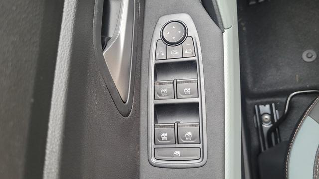 Dacia Duster Extreme Hybrid III155 Extreme*SHZ*360CAM*PDC*TOT 