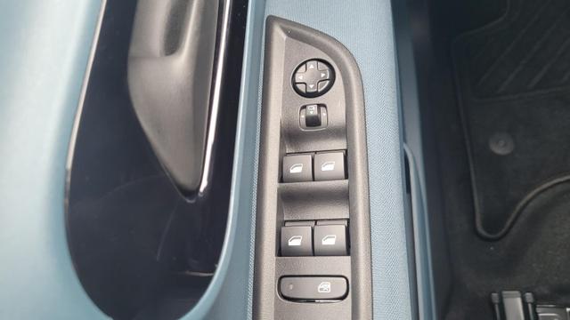 Fiat Grande Panda 1.2 Turbo 74 kW La Prima Prima*LED*Navi*Shzg*PDC*Cam*17" 