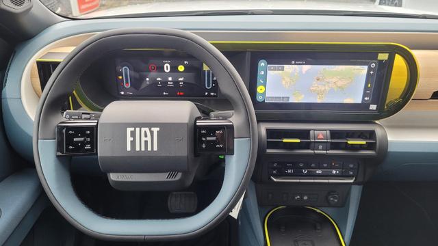 Fiat Grande Panda 1.2 Turbo 74 kW La Prima Prima*LED*Navi*Shzg*PDC*Cam*17" 