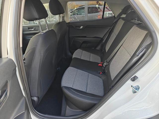 Kia Stonic Exclusive FL*LED*Navi*Shzg*PDCv+h*Cam*16" 