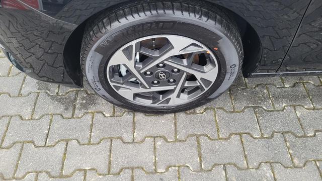 Hyundai i30 Family HB Family*Navi*LED*Shzg*Lhzg*PDC*Cam*Keyless 