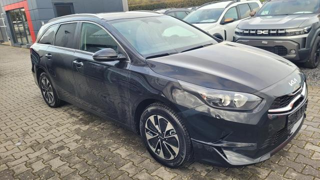 Kia Ceed Sportswagon Gold 1.5 SW *LED*Navi*Shzg*Lhzg*PDC*Cam*16Zoll* 