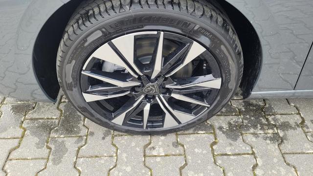 Peugeot 308 SW Hybrid 145 Allure FL*LED*Navi*Shzg*PDC*Cam*ACC*17" 