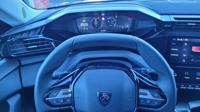 Peugeot 308 SW Hybrid 145 Allure FL*LED*Navi*Shzg*PDC*Cam*ACC*17" 