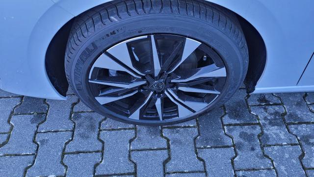 Peugeot 308 SW Hybrid 145 Allure FL*LED*Navi*Shzg*PDC*360*ACC*TotWi 