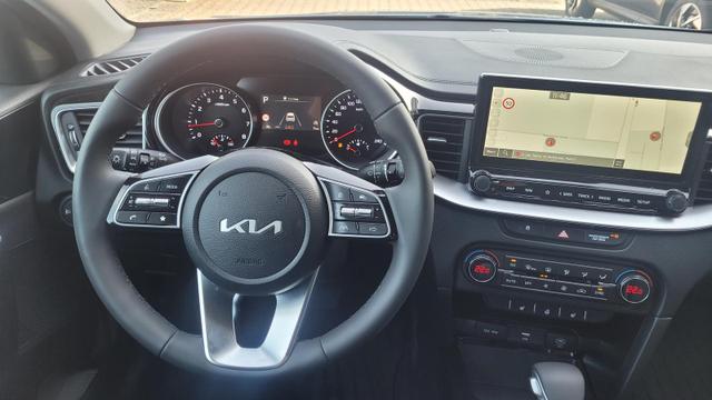 Kia Ceed Gold 1.5 AT*LED*Navi*Shzg*Lhzg*PDC*Cam*17Zoll* 