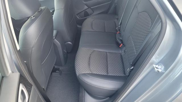 Kia Ceed Gold 1.5 *LED*Navi*Shzg*Lhzg*PDC*Cam*17Zoll* 