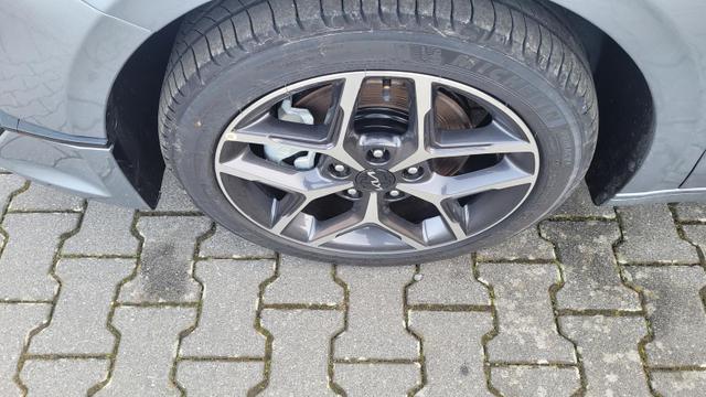 Kia Ceed Gold 1.5 *LED*Navi*Shzg*Lhzg*PDC*Cam*17Zoll* 