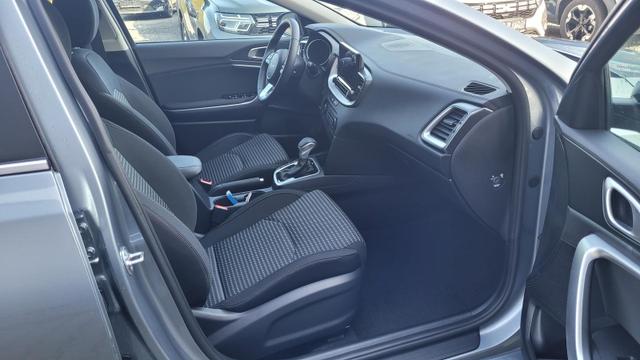 Kia Ceed Sportswagon TOP SW AT Top*VollLED*Navi*Shzg*Cam* 