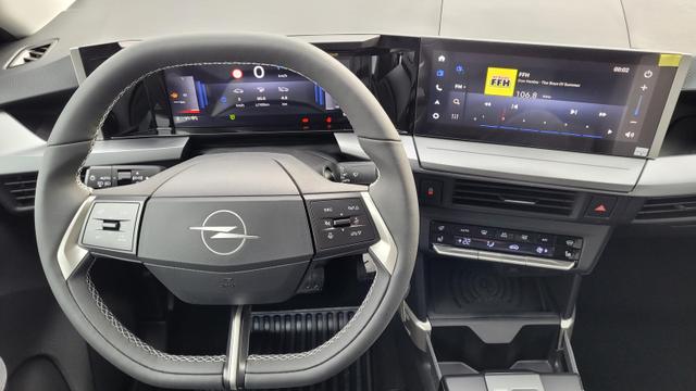 Opel Frontera Ultimate 1.2 107 kW Ultimate*7Sitze*LED*Navi*Shzg*PDC*Cam* 
