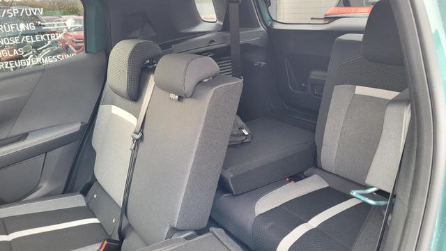 Opel Frontera Ultimate 1.2 107 kW Ultimate*7Sitze*LED*Navi*Shzg*PDC*Cam* 