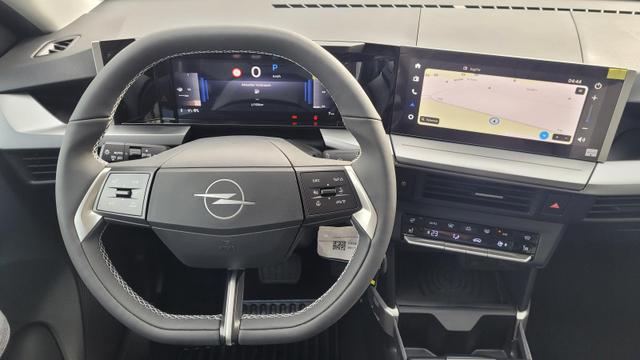 Opel Frontera Ultimate 1.2 107 kW Ultimate*LED*Navi*Shzg*BFS*PDC*Cam*17" 