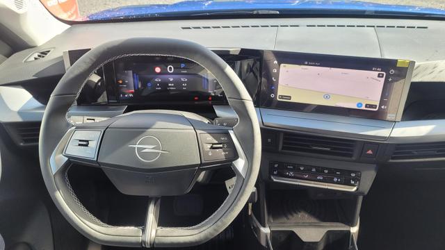 Opel Frontera Ultimate 1.2 107 kW Ultimate*7Sitze*LED*Navi*Shzg*PDC*Cam* 